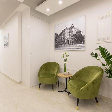 Apartmani I Sobe Pejacevic オシエク エクステリア 写真