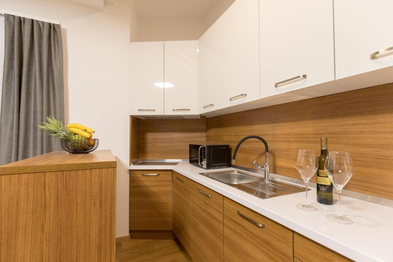 Apartmani I Sobe Pejacevic オシエク エクステリア 写真