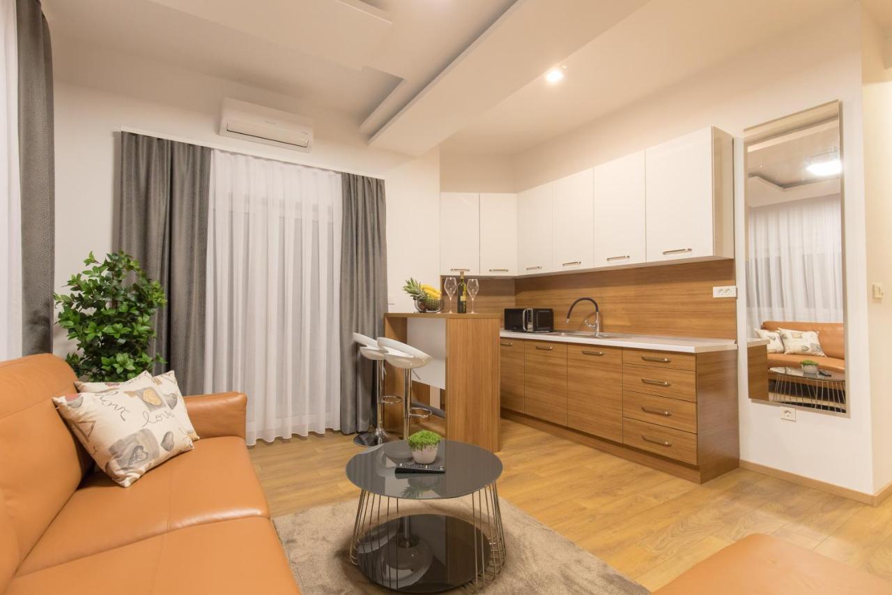 Apartmani I Sobe Pejacevic オシエク エクステリア 写真